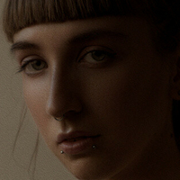 Lyndsie Alguire Nua