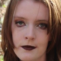 Maci Currin Nua