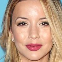 Masiela Lusha Nua