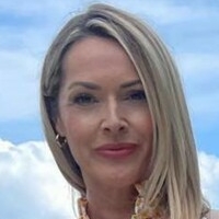 Mel Lowe Nua