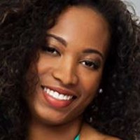 Mercedes Young Nua