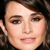 Mía Maestro Nua