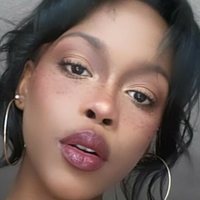 Mila Mars Nua