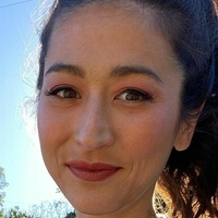 Mina Kimes Nua
