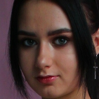 Model Olya Nua