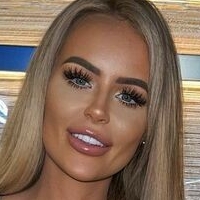 Nicole Farrell Nua