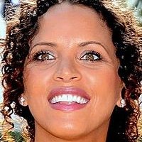 Noémie Lenoir Nua