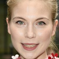 Nora von Waldstätten Nua