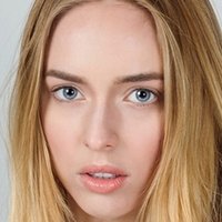 Oksana Rose Nua