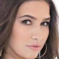 Olivia Nova Nua