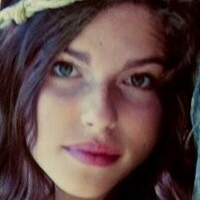 Perla Haney-Jardine Nua