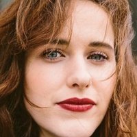 Rachel Brosnahan Nua