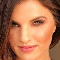 Rachele Brooke Smith Nua