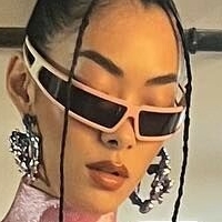 Rina Sawayama Nua