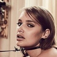 Sabina Toet Nua