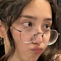Sabrina Pezeshkian Nua