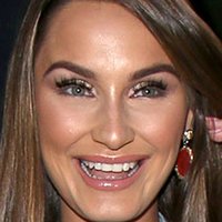 Sam Faiers Nua