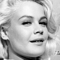 Sandra Dee Nua