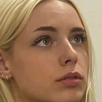 Sara Peterkova Nua