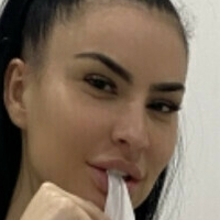 Sarah English Nua