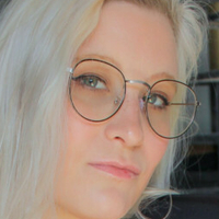sarahshaye Nua
