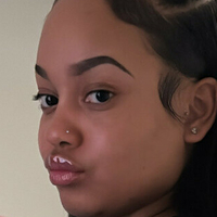 sarahtheplug2 Nua