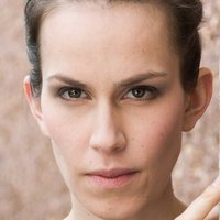 Saralisa Volm Nua