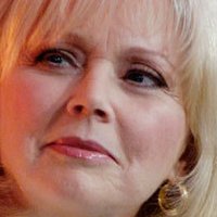 Shelley Long Nua