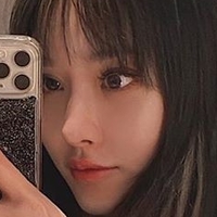 Songyuxin Hitomi Nua