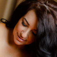 subrina_lucia Nua