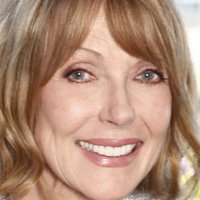 Susan Blakely Nua