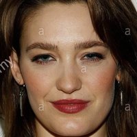 Tess Haubrich Nua