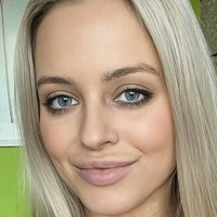 tiffanywalton Nua