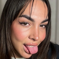 tsemilyblake Nua