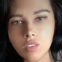 Uma  Nua