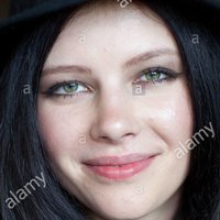 Valentine Romanski Nua