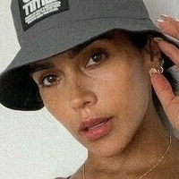 Vania Bludau Nua