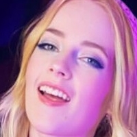 Vitoria Holtt Nua