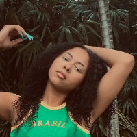Vitoria Oliveira Nua