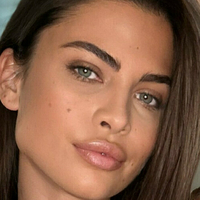 Yeva Smolenska Nua