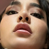 yourinternetgf_ Nua