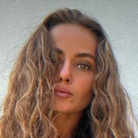 Yuliya Lazarenko Nua