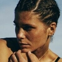 Zoe Brossy Nua