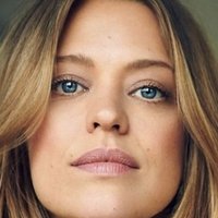 Zora Niemann Nua