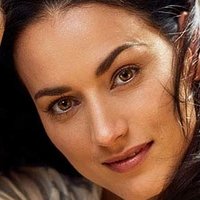Zsuzsanna Ripli Nua